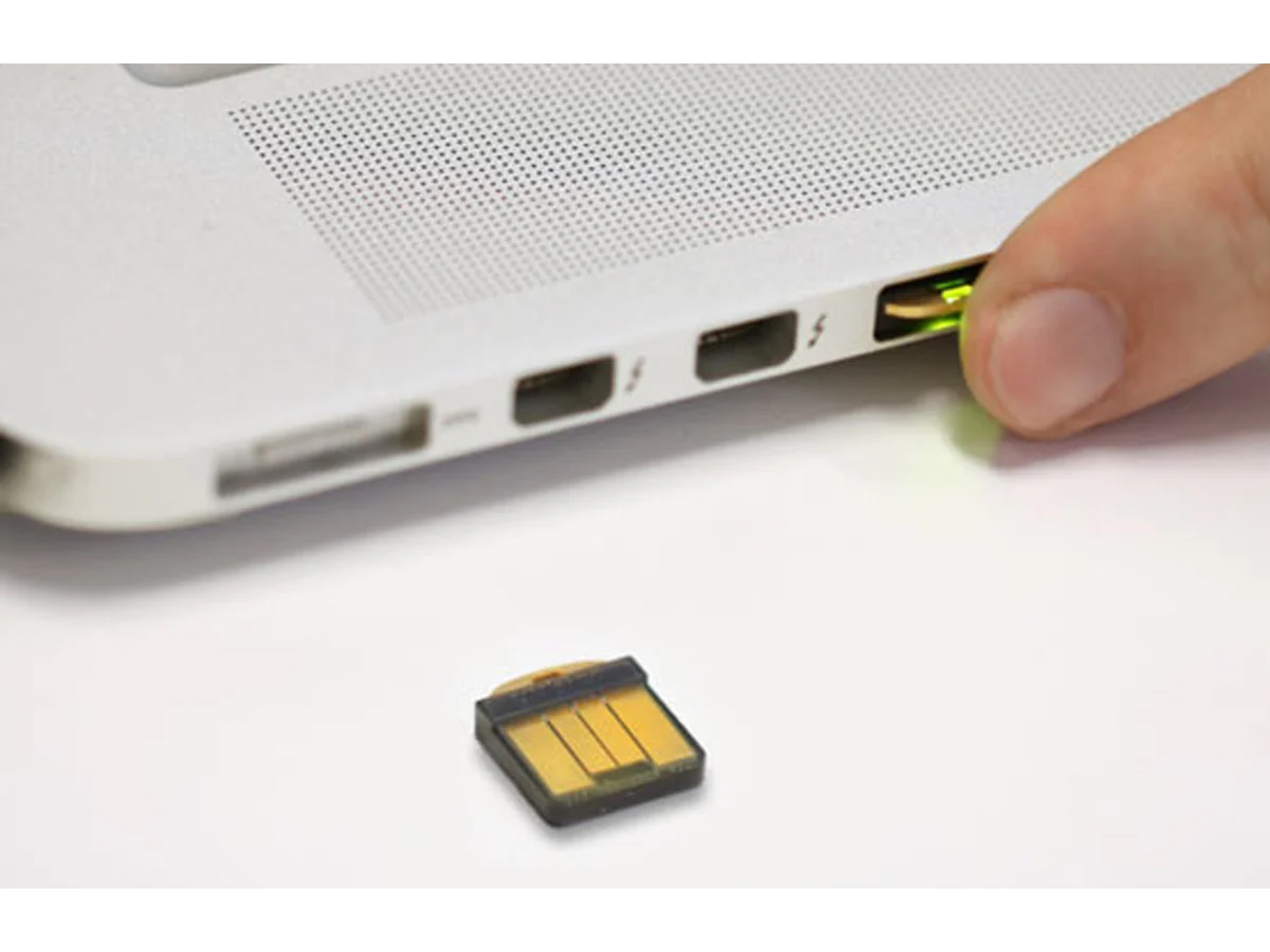 Yubico YubiKey 5 Nano