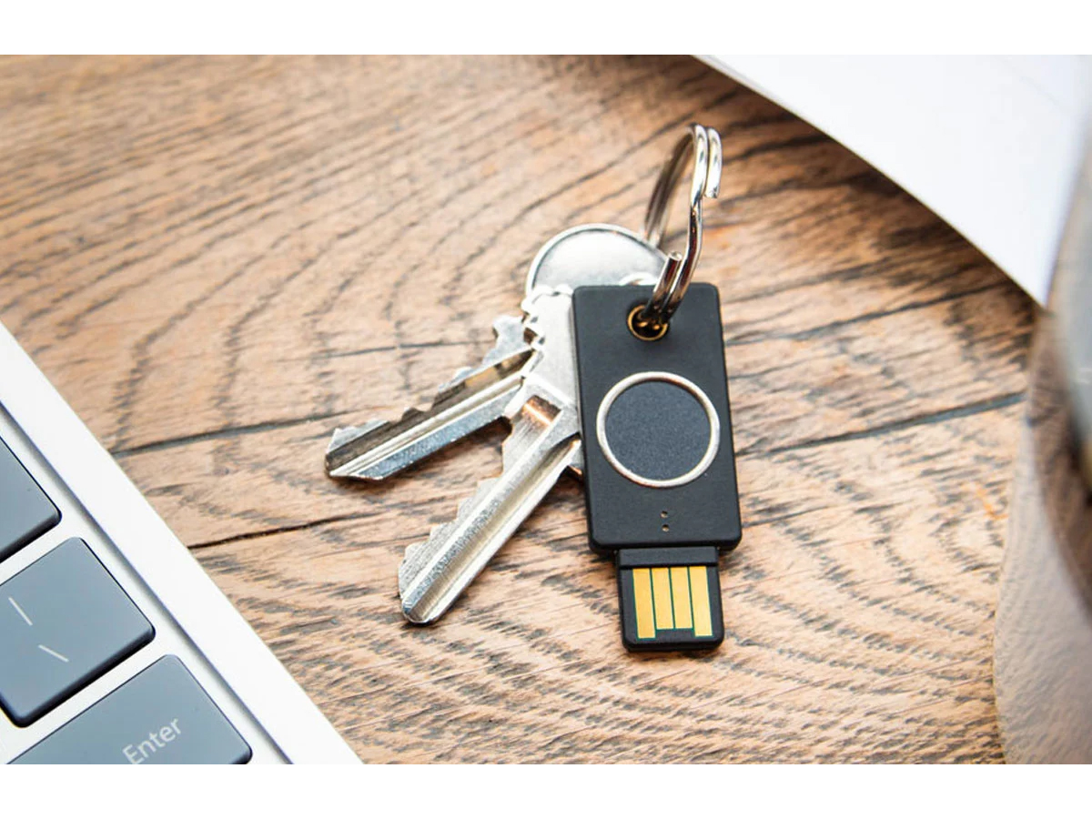 Yubico YubiKey BIO (FIDO Edition)